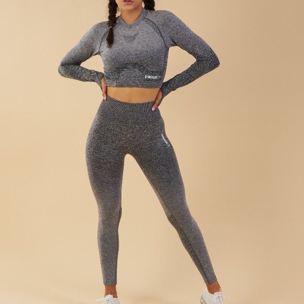 SOLD ❌ Gymshark ombre seamless crop top